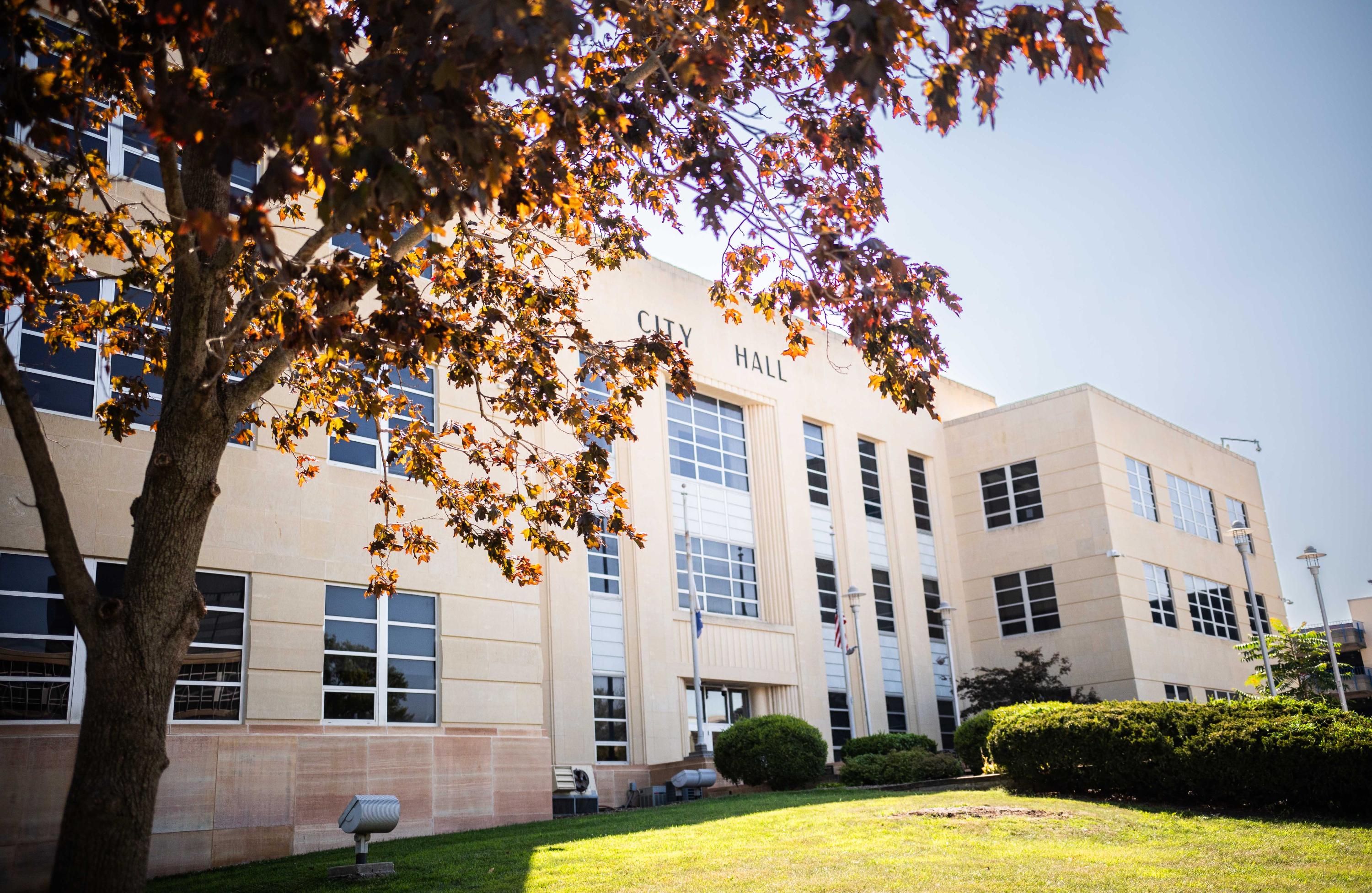  City Hall Exterior 123   !@#$%^    AAA